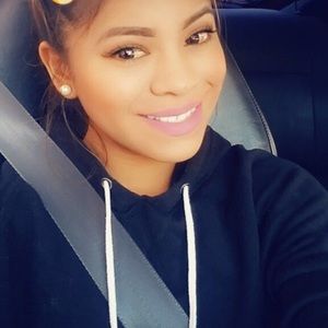 Meet your Posher, Krystal